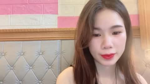 Luna online show from April 2026 07:55:01 PM