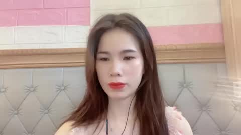 Luna online show from April 2026 09:04:02 PM