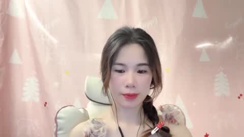 Luna online show from April 2026 08:50:02 PM