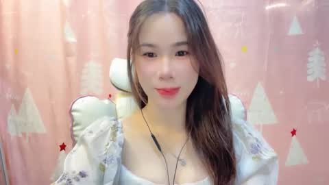 Luna online show from April 2026 02:10:02 PM