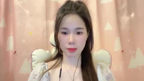 Snapshot of luna4739 chatting on May 2026 04:04:01 PM Luna online show from May 2026 04:04:01 PM