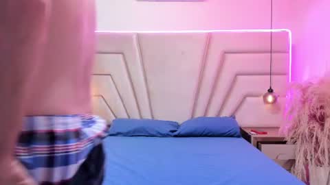 luna_and_axell online show from July 2026 12:40:01 PM