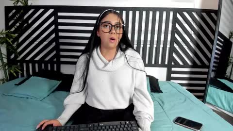 luna_cute14 online show from January 2026 07:49:02 PM