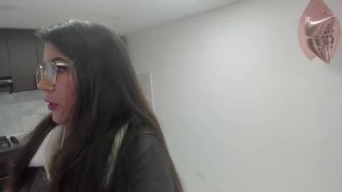 Snapshot of luna_dumont chatting on February 2026 11:06:02 AM luna online show from February 2026 11:06:02 AM