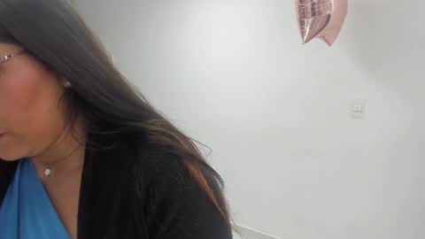 Snapshot of luna_dumont chatting on February 2026 11:00:01 AM luna online show from February 2026 11:00:01 AM