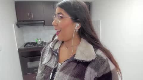 Snapshot of luna_dumont chatting on February 2026 11:08:01 AM luna online show from February 2026 11:08:01 AM