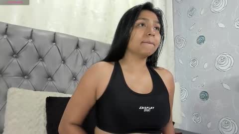 Luna Eva online show from January 2026 01:59:01 PM