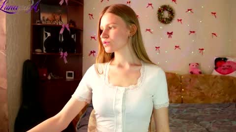 luna_evan online show from May 2026 06:30:01 AM