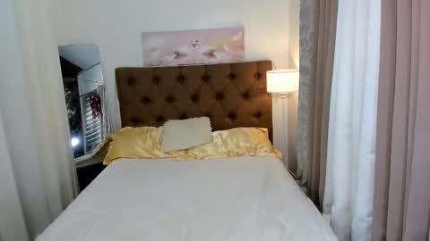 Snapshot of luna_harper13 chatting on September 2025 12:05:01 PM luna_harper13 online show from September 2025 12:05:01 PM