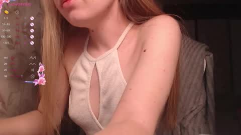 Luna online show from February 2026 10:57:02 PM