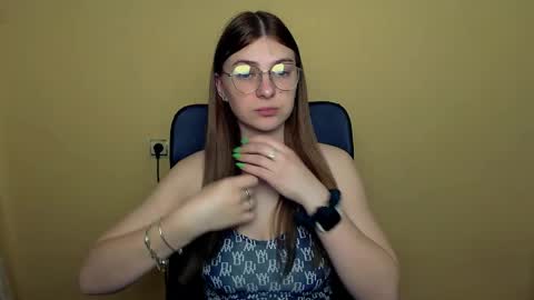 Luna online show from April 2026 08:14:01 AM