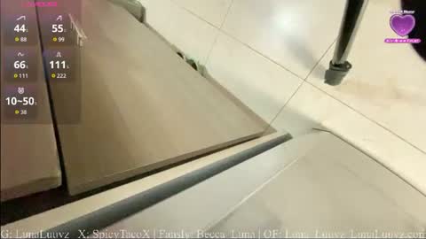 Luna Luuvz online show from June 2026 04:15:02 AM