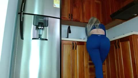 Luna Marquez online show from January 2026 12:09:02 PM