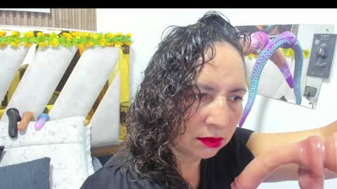 Snapshot of luna_naughty1 chatting on June 2026 07:07:01 PM luna_naughty1 online show from June 2026 07:07:01 PM
