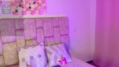 Snapshot of luna_ocampo chatting on September 2025 06:41:02 PM   online show from September 2025 06:41:02 PM