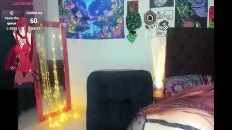 MISS LUNA  online show from November 2025 08:24:01 AM