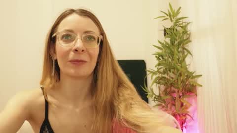 Luna Riva online show from January 2026 09:24:02 AM