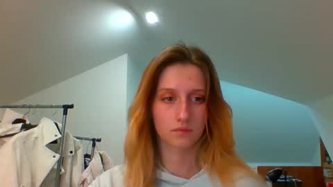 L U N A  online show from December 2024 03:00:02 PM