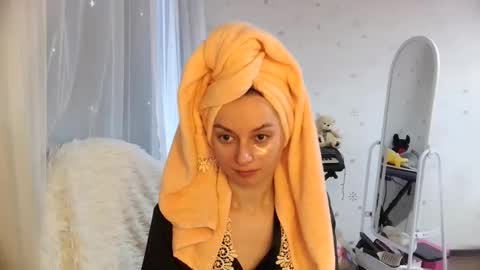 lunaa_bluee online show from May 2026 05:42:01 PM
