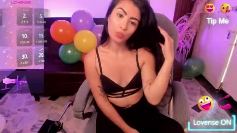 Luna  online show from June 2026 08:37:02 PM