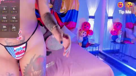 lunaa_moonn online show from June 2026 07:06:02 PM