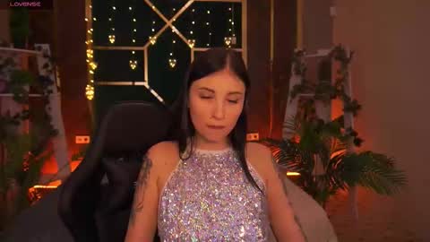 lunaamay online show from February 2026 03:21:02 PM