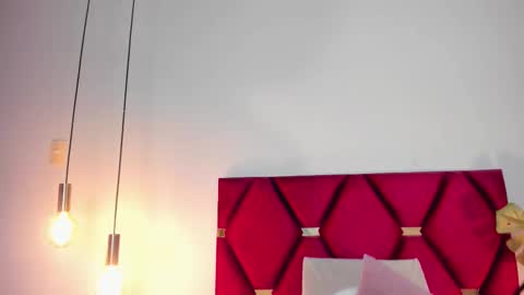 Luna Aspen online show from November 2025 05:57:02 PM