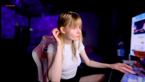 Britney online show from June 2026 08:22:01 PM