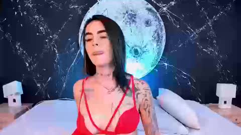 Snapshot of lunaevans01 chatting on September 2025 09:15:02 PM Luna online show from September 2025 09:15:02 PM