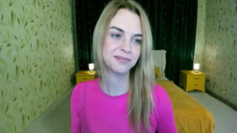 lunaflinn online show from February 2026 04:21:01 AM