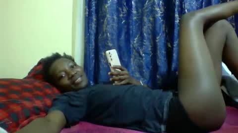 lunah_kitty online show from June 2026 06:53:01 PM