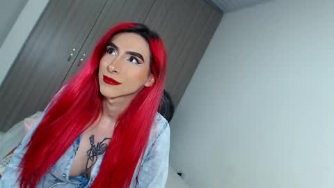 Snapshot of lunahot05xxx chatting on January 2025 11:32:02 PM LUNA online show from January 2025 11:32:02 PM