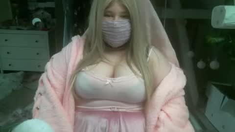 lunalulls online show from March 2026 02:54:02 PM