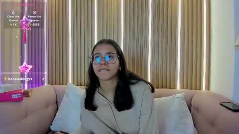 Snapshot of lunamillers_ chatting on July 2026 04:15:01 AM lunamillers_ online show from July 2026 04:15:01 AM