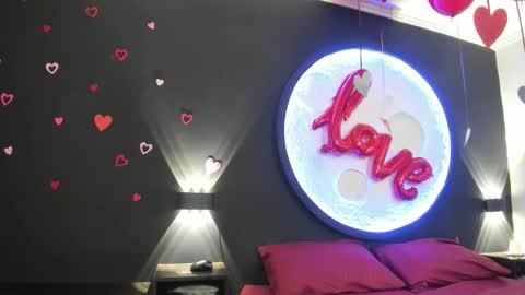 lunamisteriosa_ online show from February 2026 12:02:02 PM