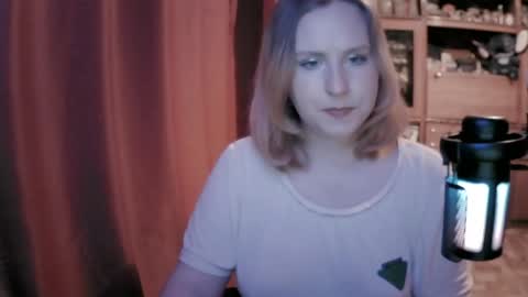 Snapshot of lunamystique_ chatting on April 2026 02:55:02 PM lunamystique_ online show from April 2026 02:55:02 PM