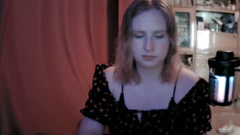 Snapshot of lunamystique_ chatting on June 2026 11:20:02 AM lunamystique_ online show from June 2026 11:20:02 AM
