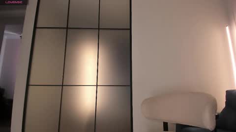 Snapshot of lunaonekiss chatting on November 2025 08:04:02 AM Aisha online show from November 2025 08:04:02 AM