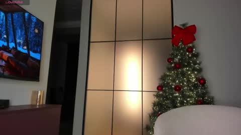 Snapshot of lunaonekiss chatting on January 2026 04:31:02 PM Aisha online show from January 2026 04:31:02 PM