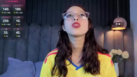 lunar_lustx online show from July 2026 08:48:01 PM