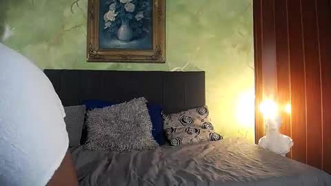 Snapshot of lunar_shade chatting on February 2026 09:09:02 PM jesus online show from February 2026 09:09:02 PM