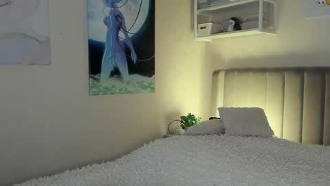 Sofia online show from October 2025 12:25:01 PM