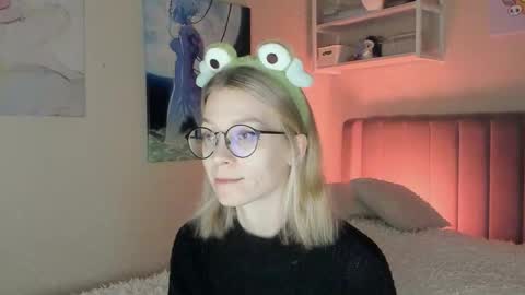 Sofia online show from November 2025 02:55:02 PM