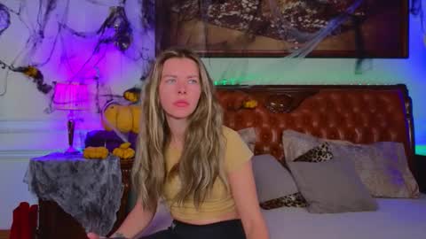 Luna Rishi online show from November 2025 06:14:01 AM