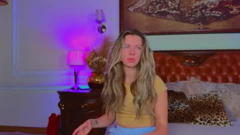 Luna Rishi online show from November 2025 06:01:01 AM