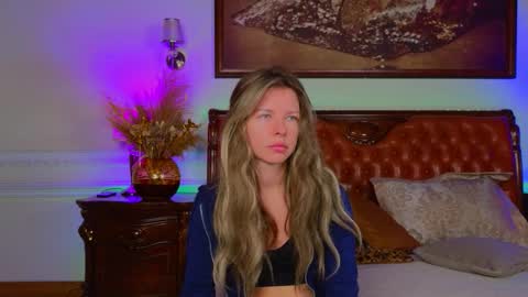 Luna Rishi online show from November 2025 06:07:02 AM