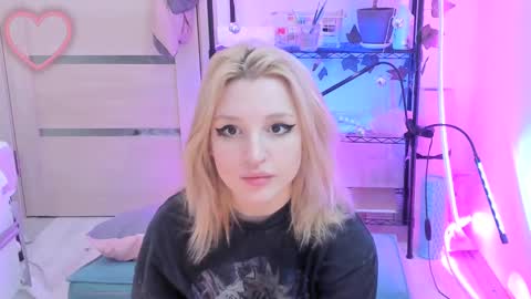 Kate online show from February 2025 02:49:01 AM