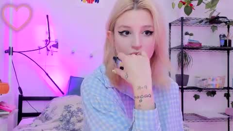 Kate online show from March 2025 03:10:02 AM