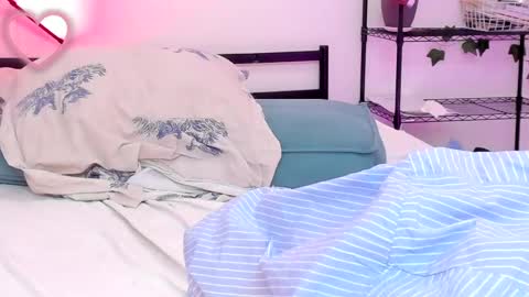 Kate online show from March 2025 05:54:01 AM