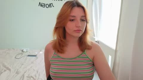 Snapshot of lunatale chatting on June 2026 12:51:02 PM Kate online show from June 2026 12:51:02 PM